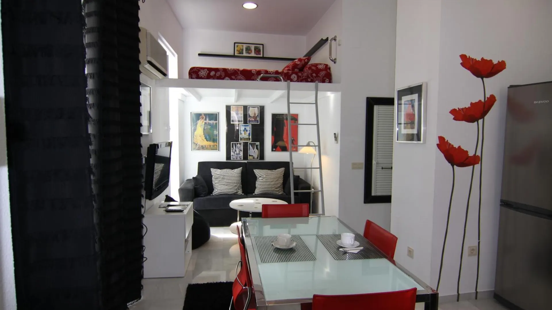 Living Sevilla Apartments Catedral